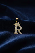 14K INITIAL "R" CROWN ON TOP PENDANT