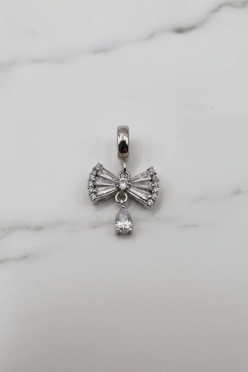 WHG BOW CHARM PENDANT