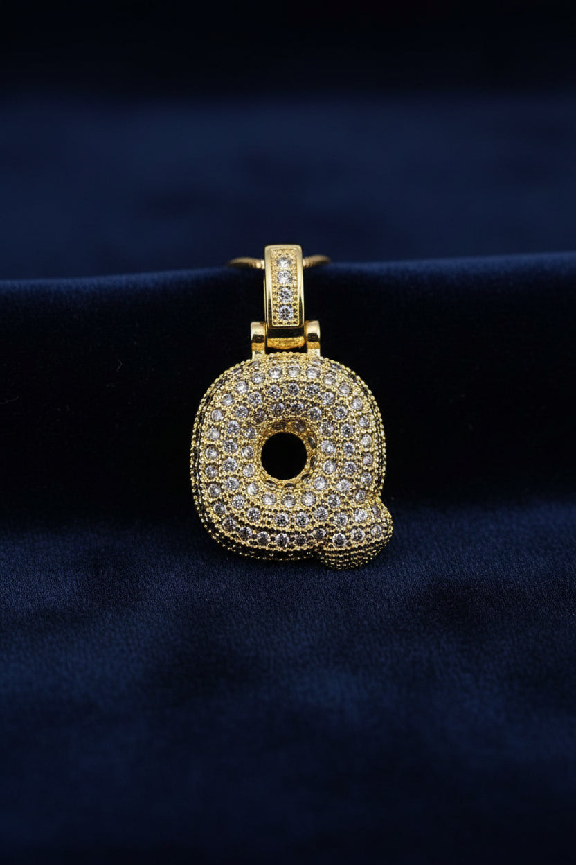14K 3D CLEAR BUBBLE INITIAL PENDANT - Q