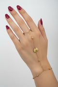 14K HEART-SHAPED CHARM HAND BRACELET T001230350