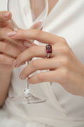 WHG RED GEMSTONE RING XP