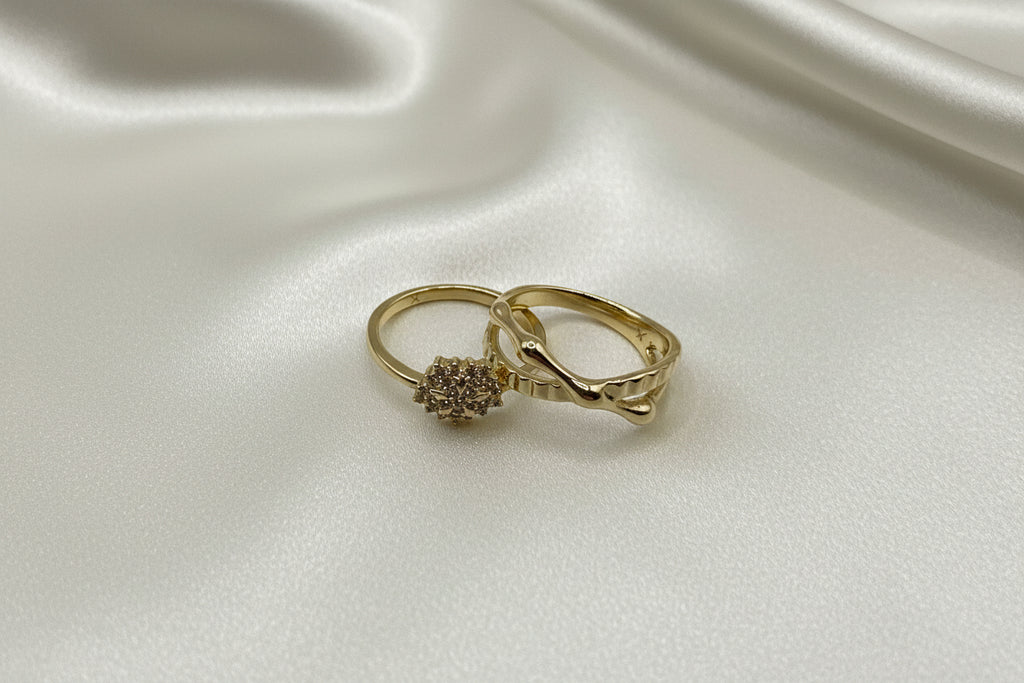 14K BRIDAL SET WITH FLORAL PATTERN RING X000791189